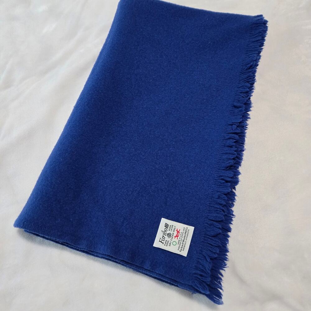 Faribault Woolen Mill Co. Pure Wool Blue Fringe Throw Blanket – Made in USA
